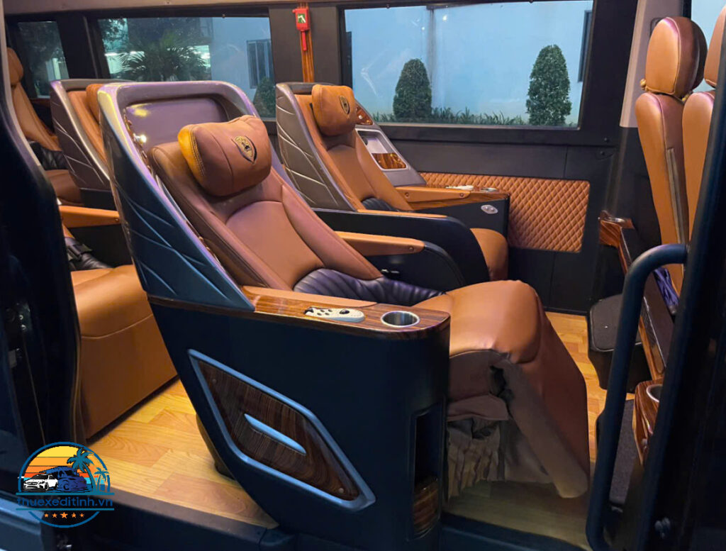 Cho Thuê Xe Limousine 9-12 Chỗ TPHCM