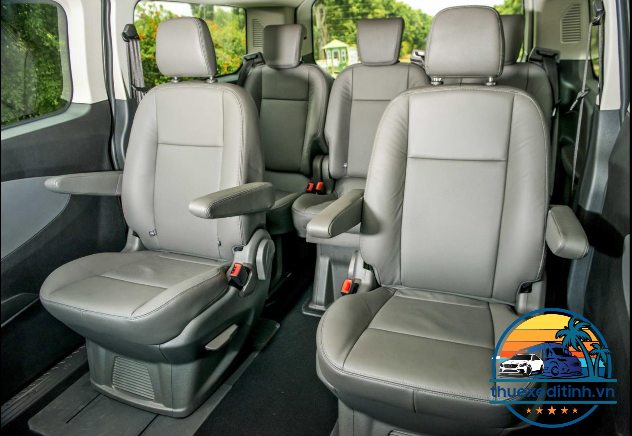 Thuê xe Limousine (6)