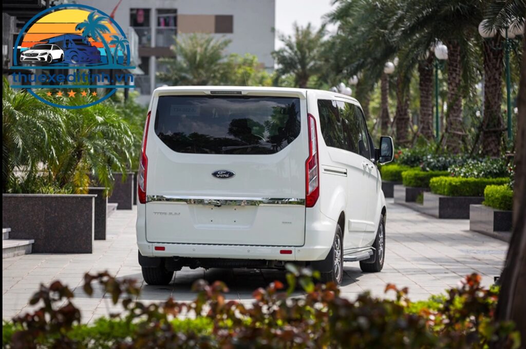 Lợi ích khi thuê xe Ford Tourneo tại Hamy Travel