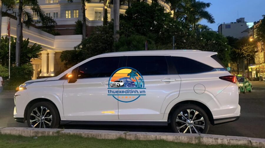 Dịch vụ cho thuê xe du lịch 7 chỗ đi Nha Trang