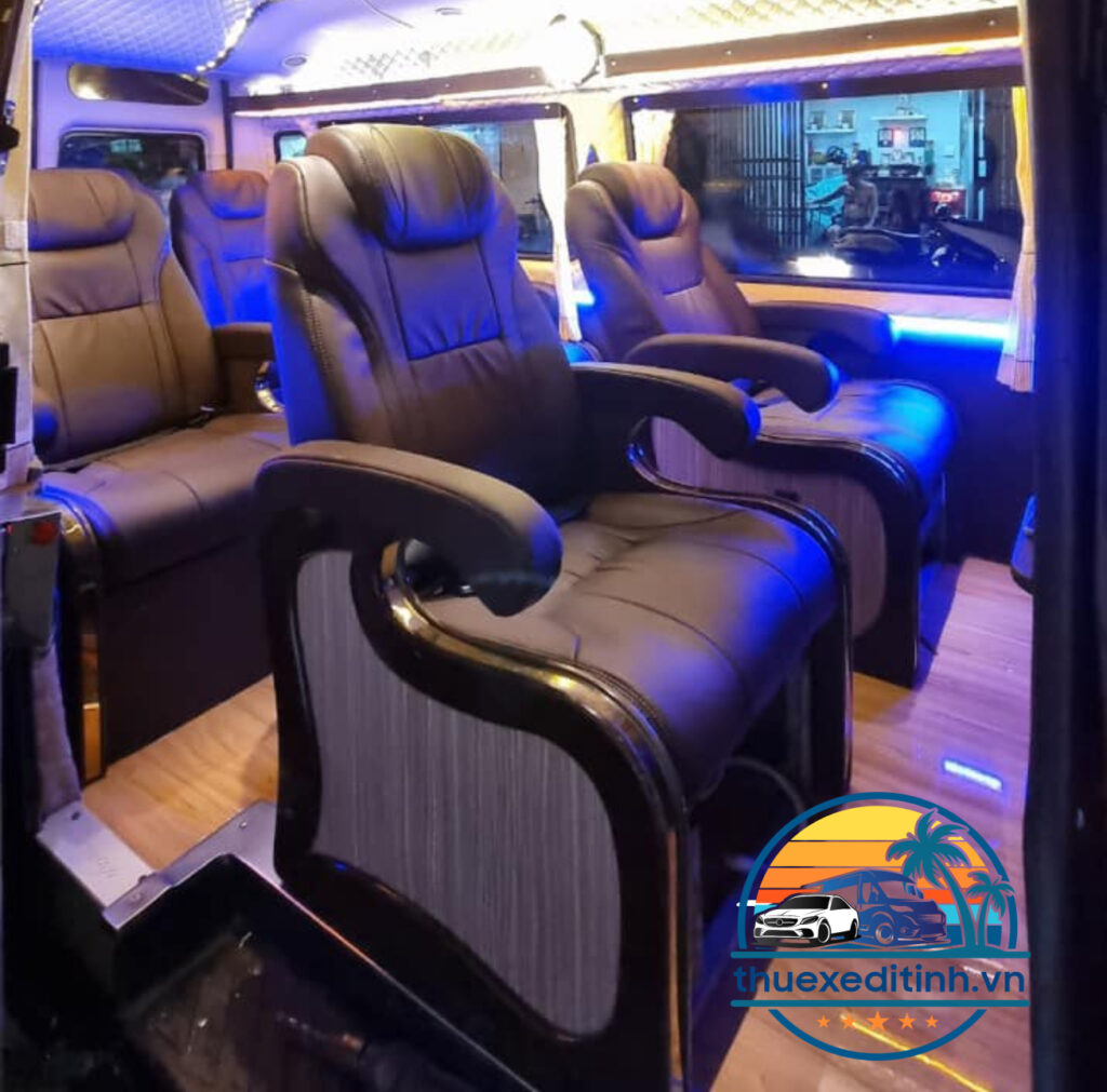 Thuê xe Limousine 9 chỗ đi Sa Pa