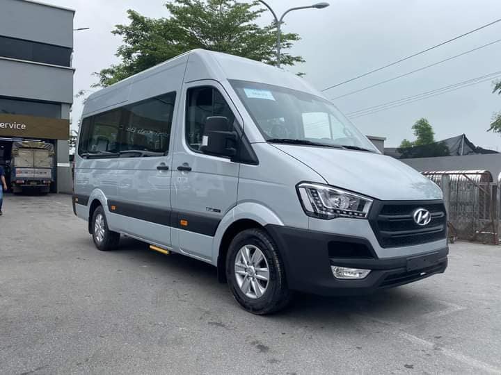 Xe 16 chỗ Hyundai Solati