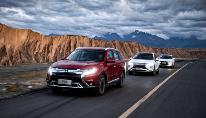 Thuê xe 7 chỗ TPHCM Thuê xe 7 chỗ TPHCM