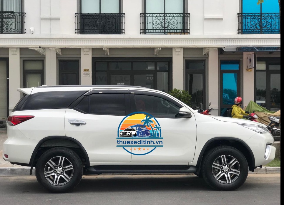 Bảng giá thuê xe 7 chỗ Fortuner tại Hamy Travel