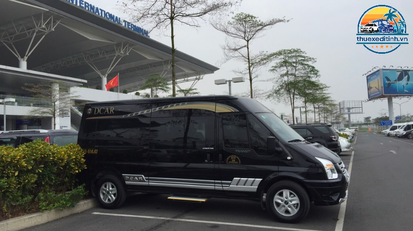 Thuê xe limousine cho chuyến đi sân bay và di chuyển