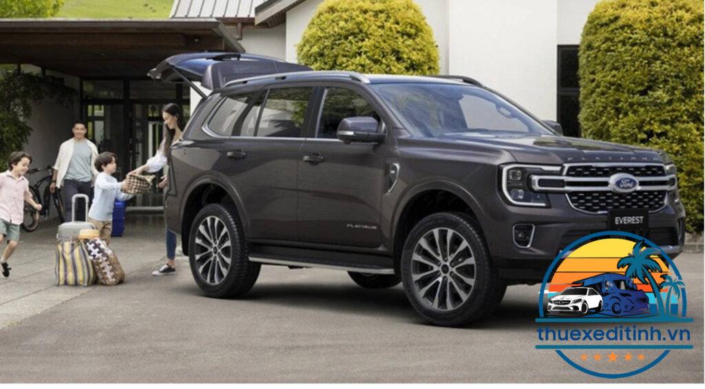 Xe 7 chỗ Ford Everest