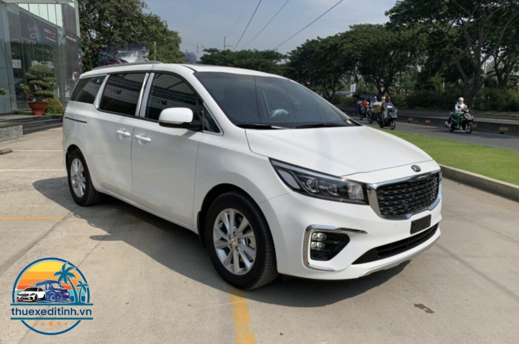 Thuê xe Kia Sedna 7 chỗ