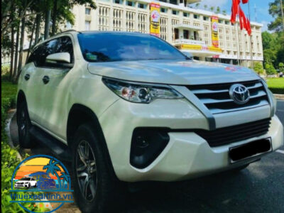 Dịch Vụ Cho Thuê Xe Fortuner 7 Chỗ Có Tài Xế Lái