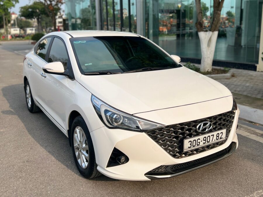 hyundai 4 chỗ